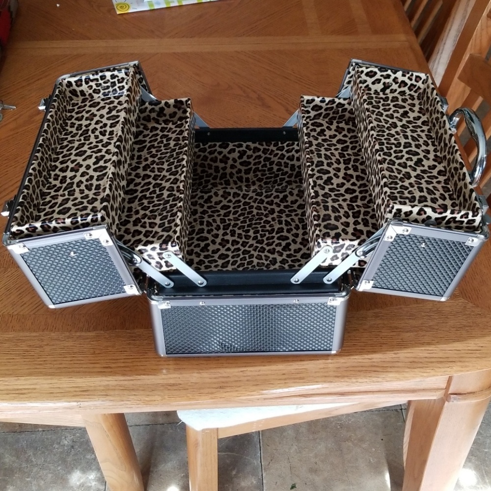 Travel make up case